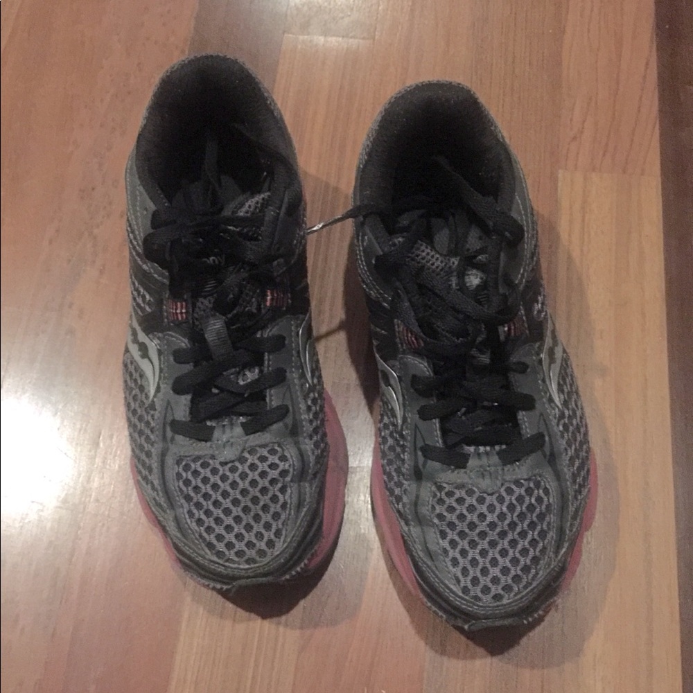 Saucony Sneakers